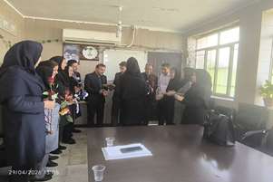 تقدیر رئیس شبکه بهداشت و درمان ممسنی و مسئول واحد روانشناسی معاونت بهداشت استان از روانشناسان شبکه