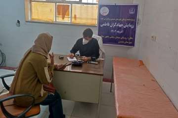 به همت کانون بسیج جامعه پزشکی شهرستان ممسنی در راستای خدمت رسانی به مناطق کم کم برخوردار، درمانگاه جهادی سلامت محور در روستای می